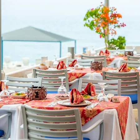 Queen's Park Le Jardin Rezort 5*