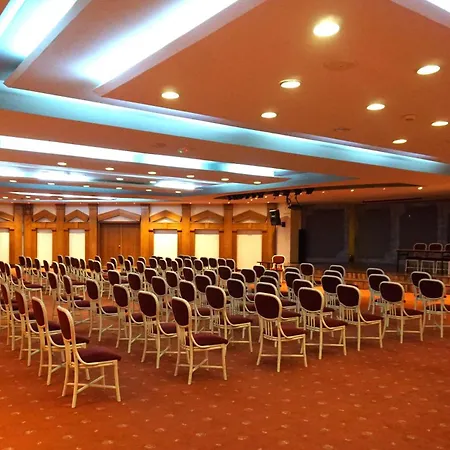 Complex Queen's Park Le Jardin 5*