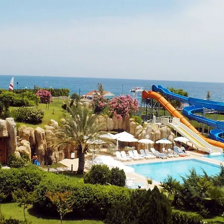 Queen's Park Le Jardin Kemer